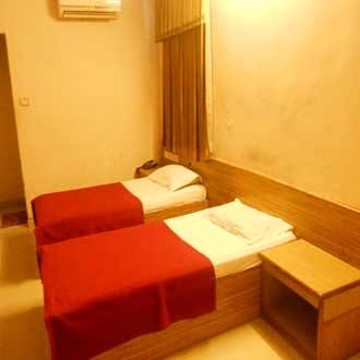 Hotel R.Inn Continental, Hyderabad 1